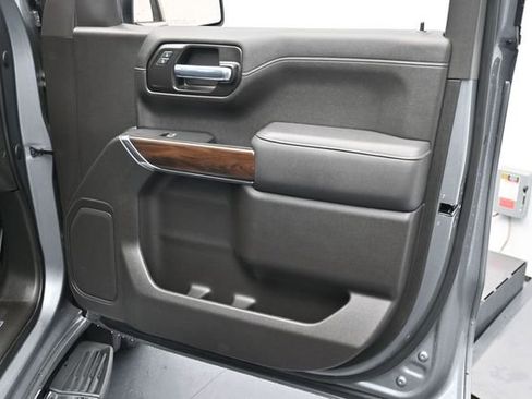 Used 2021 GMC Sierra 1500 SLT AWD/4WD image 28