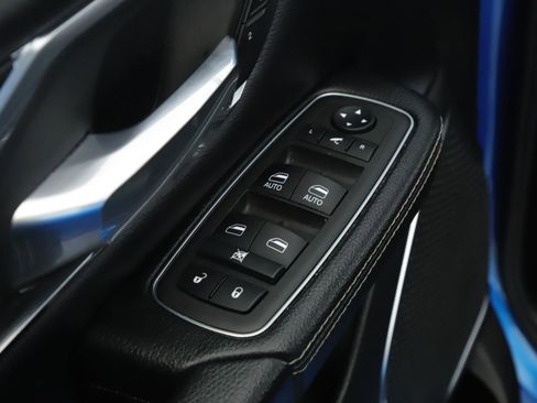 Used 2024 RAM 1500 Laramie image 8