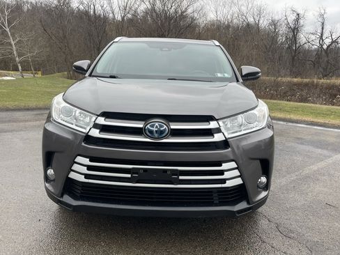 Used 2019 Toyota Highlander XLE image 8