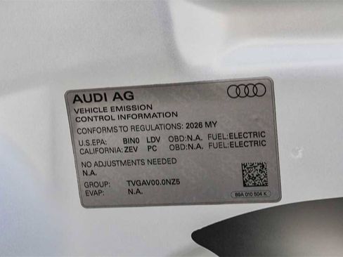 New 2026 Audi Q4 e-tron Premium image 28