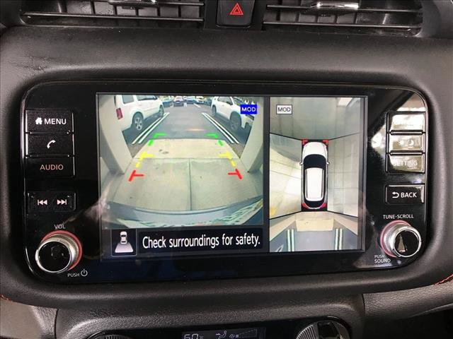 Used 2021 Nissan Kicks SR w/ Interior Electronics Package FWD image 16
