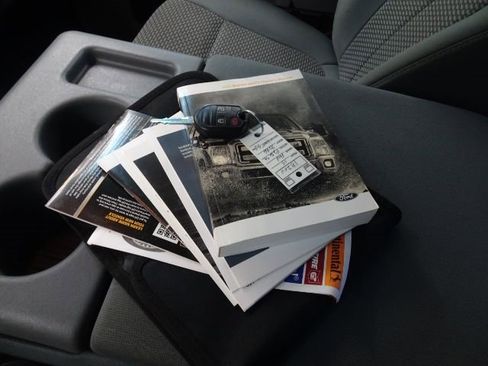 Used 2015 Ford F250 XLT w/ XLT Value Package image 48