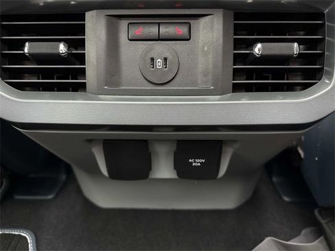 Used 2023 Ford F250 Limited w/ FX4 Off-Road Package image 17