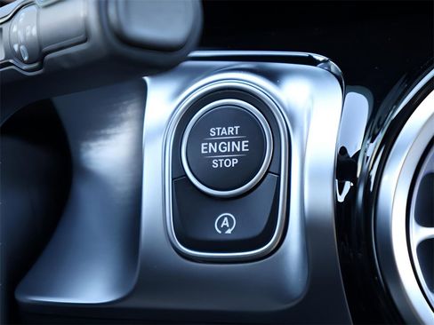 New 2026 Mercedes-Benz GLB 250 4MATIC image 28