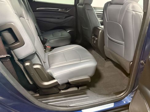 Used 2023 Buick Enclave Essence AWD/4WD image 65