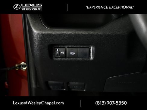 Used 2021 Toyota RAV4 LE image 34