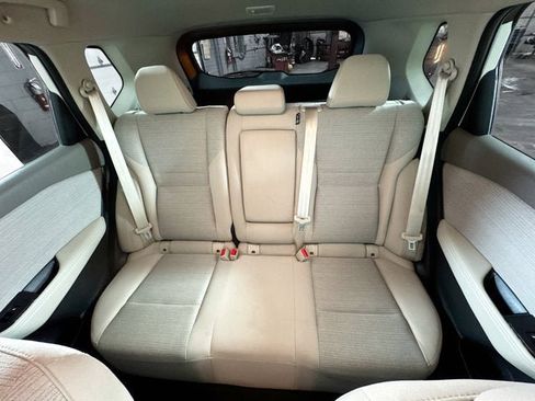 Used 2023 Nissan Rogue SV image 19