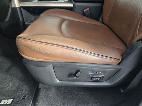 Used 2018 RAM 3500 Laramie Longhorn image 25