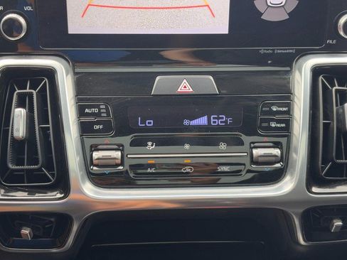 Used 2023 Kia Sorento SX FWD image 26