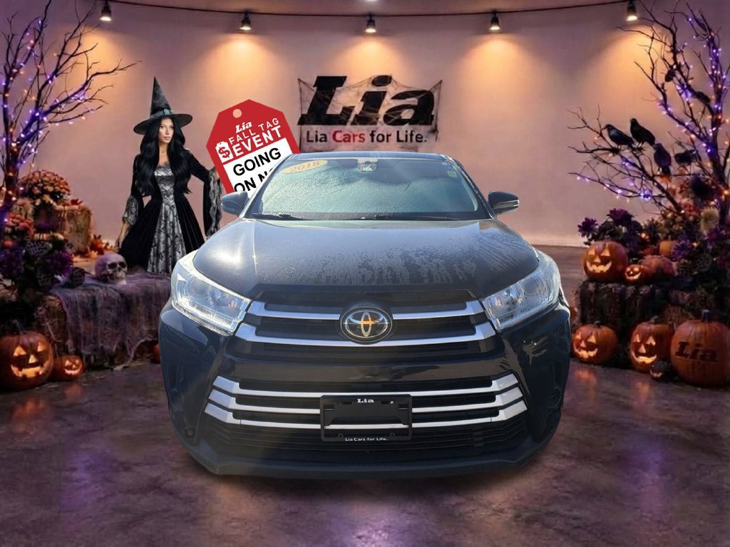 Used 2018 Toyota Highlander LE AWD/4WD image 2