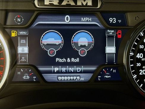 Used 2024 RAM 2500 Laramie w/ Night Edition image 12