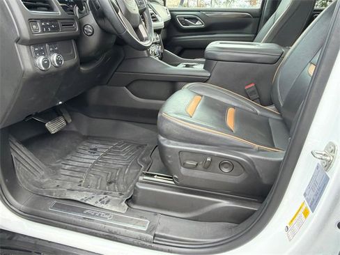 Used 2023 GMC Yukon AT4 image 9