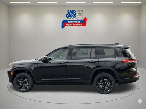 New 2025 Jeep Grand Cherokee L Laredo AWD/4WD image 9