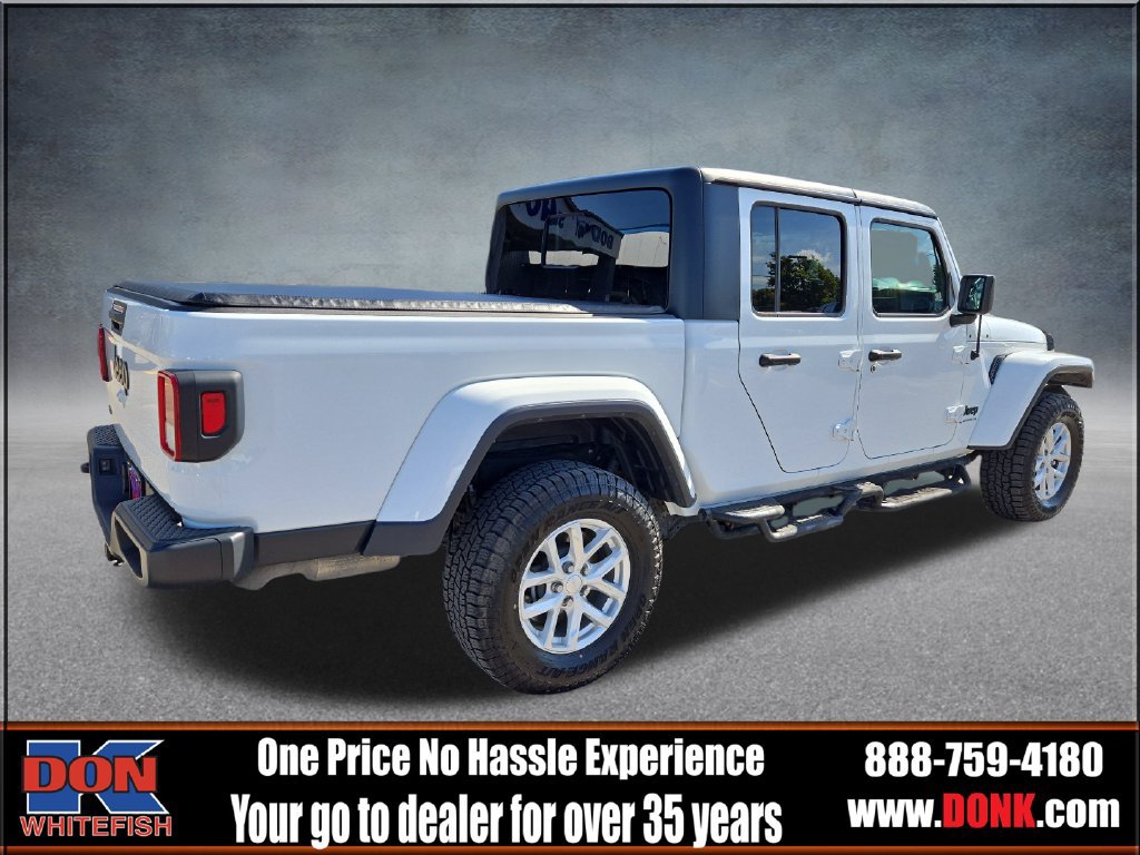 Used 2023 Jeep Gladiator Sport AWD/4WD image 8