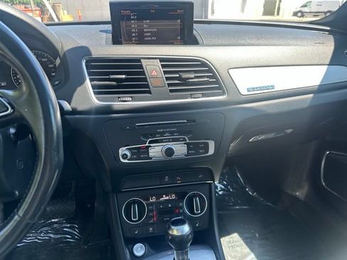 Used 2018 Audi Q3 2.0T Premium Plus w/ Premium Plus Package AWD/4WD image 15