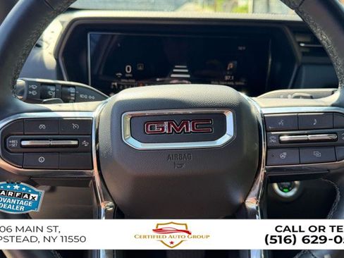 Used 2025 GMC Terrain Elevation AWD/4WD image 12