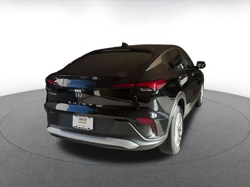 Used 2025 Buick Envista Preferred image 16