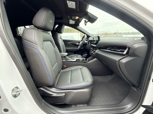 New 2026 Buick Envista Sport Touring w/ Convenience I Package FWD image 26