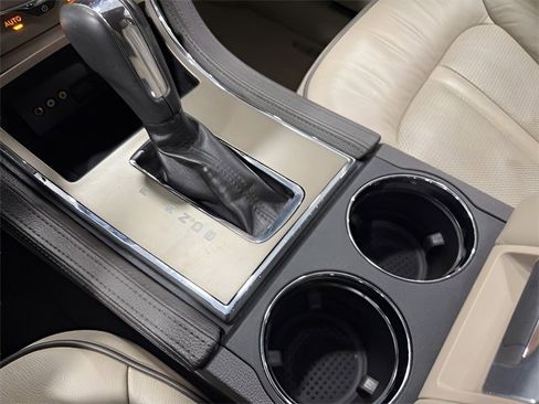 Used 2014 Lincoln MKX FWD w/ Equipment Group 101A image 24