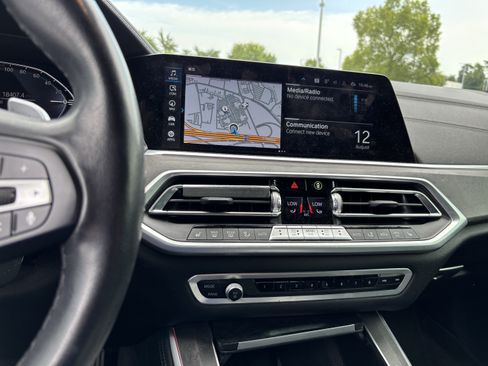 Used 2021 BMW X5 xDrive45e w/ Premium Package 3 AWD/4WD image 18