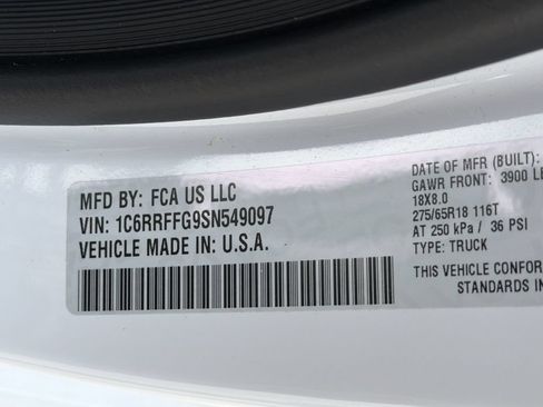 Used 2025 RAM 1500 Big Horn AWD/4WD image 33