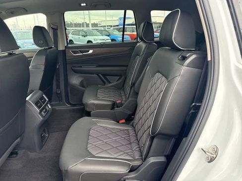 New 2026 Volkswagen Atlas SEL Premium R-Line AWD/4WD image 15