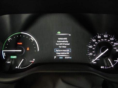 Used 2024 Toyota Sienna XLE AWD/4WD image 16