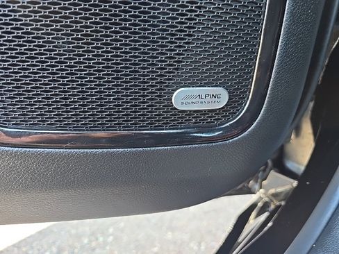 New 2025 Jeep Compass Limited w/ High Altitude Package image 17