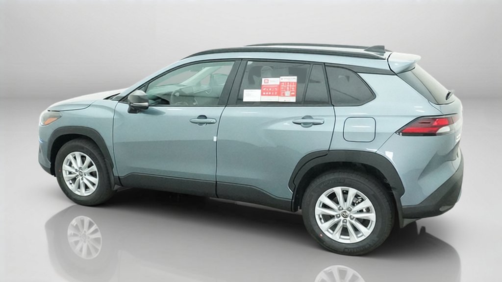 New 2026 Toyota Corolla Cross LE FWD image 15
