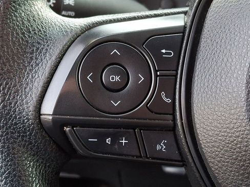 Used 2023 Toyota Corolla LE image 18