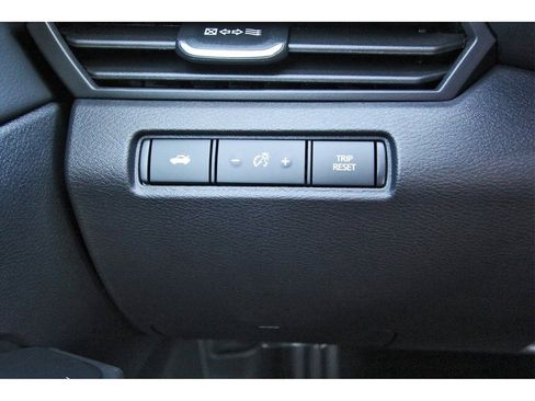 New 2025 Nissan Altima 2.5 S image 18