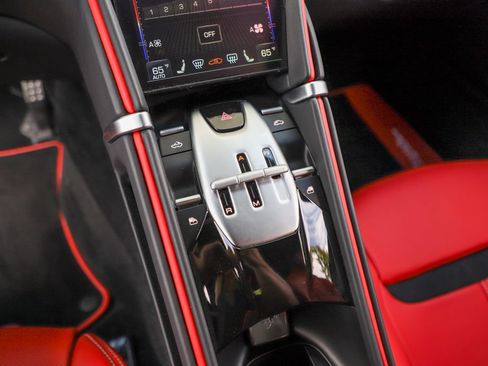 Certified 2026 Ferrari Roma Spider RWD image 38
