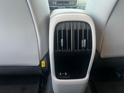 Used 2025 Hyundai Kona SEL image 24