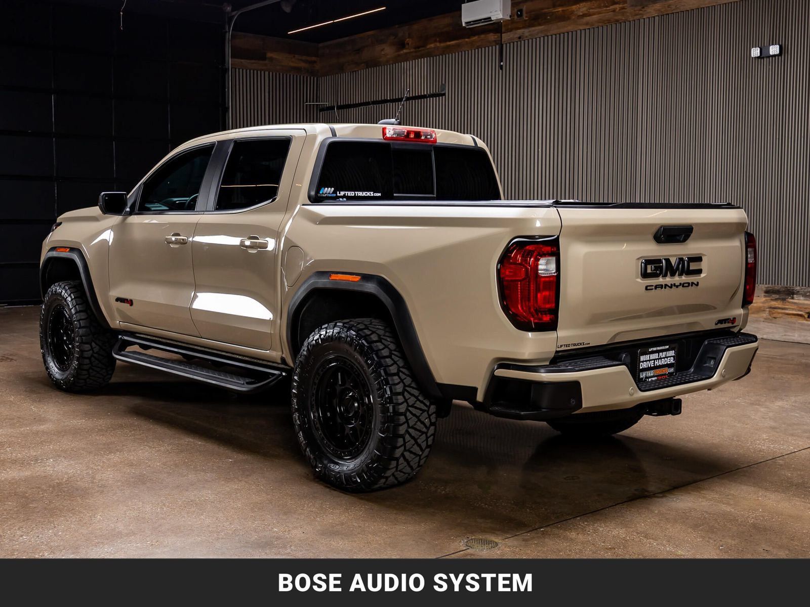 Used 2023 GMC Canyon AT4 w/ Technology Package AWD/4WD image 7