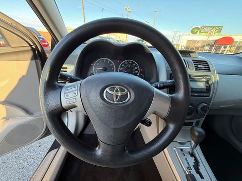 Used 2012 Toyota Corolla LE image 21