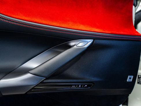 Used 2021 Ferrari SF90 Stradale image 34