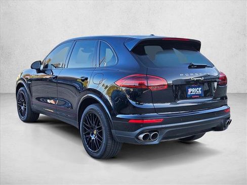 Used 2017 Porsche Cayenne S Platinum image 8
