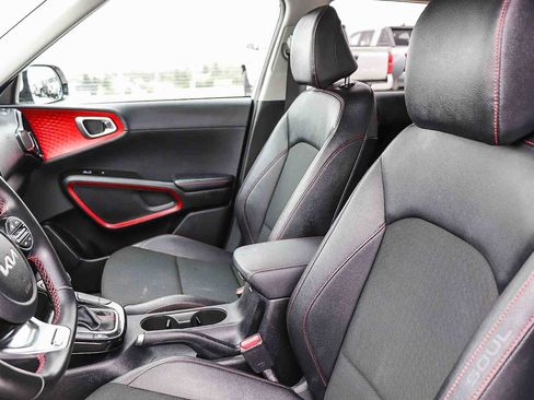 Used 2023 Kia Soul GT-Line FWD image 18