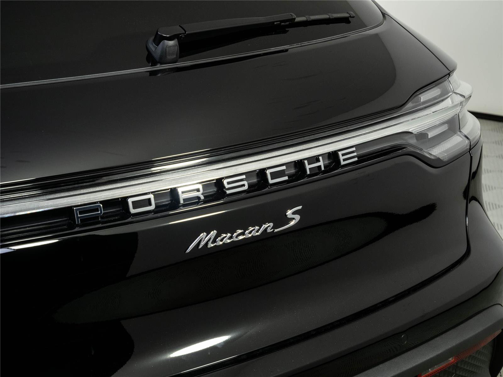 New 2026 Porsche Macan S AWD/4WD image 38