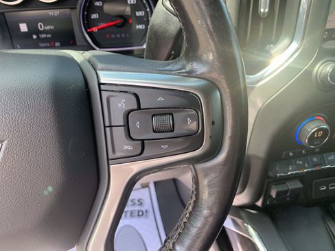 Used 2021 Chevrolet Silverado 1500 LTZ AWD/4WD image 20