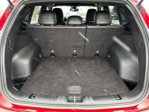 Used 2024 Jeep Compass Limited image 14