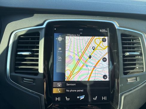 Certified 2022 Volvo XC90 T8 Inscription Expression w/ Climate Package image 23