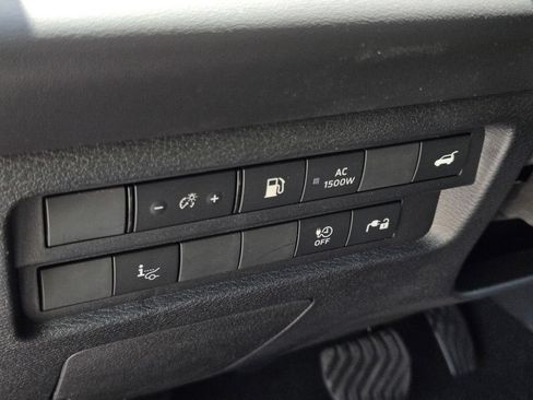 New 2026 Nissan Rogue Platinum AWD/4WD image 19