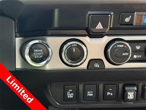 Used 2023 Toyota Tacoma Limited image 29