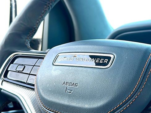 Used 2022 Jeep Grand Wagoneer Series III w/ Rear Seat Video Group 1 image 34