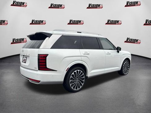 Certified 2026 Hyundai Palisade Calligraphy AWD/4WD image 5