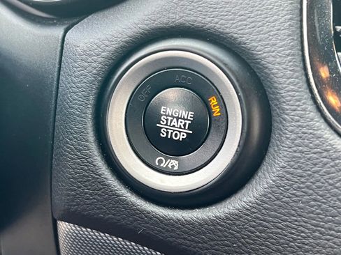 Used 2019 Dodge Durango R/T w/ Technology Group image 45