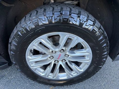 Used 2021 GMC Yukon SLT RWD image 12
