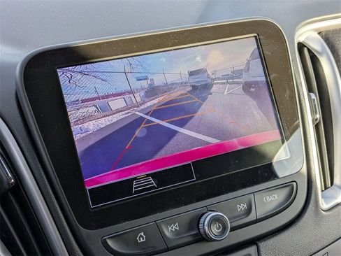 Used 2024 Chevrolet Malibu LT image 25