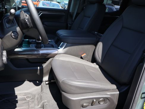 Used 2025 Chevrolet Silverado 1500 LTZ w/ LTZ Convenience Package II image 42